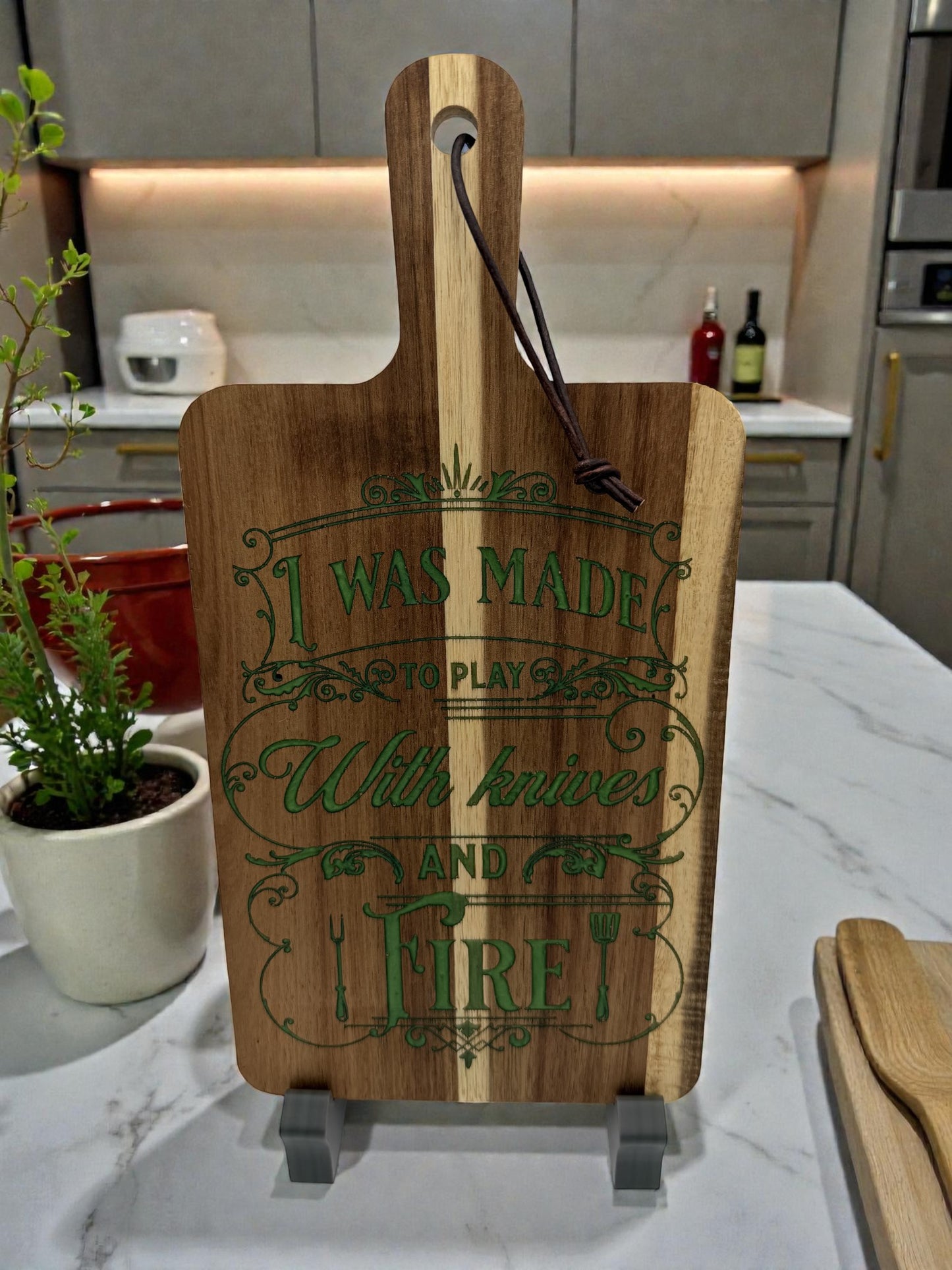 Cutting Board with Handle - EPX8