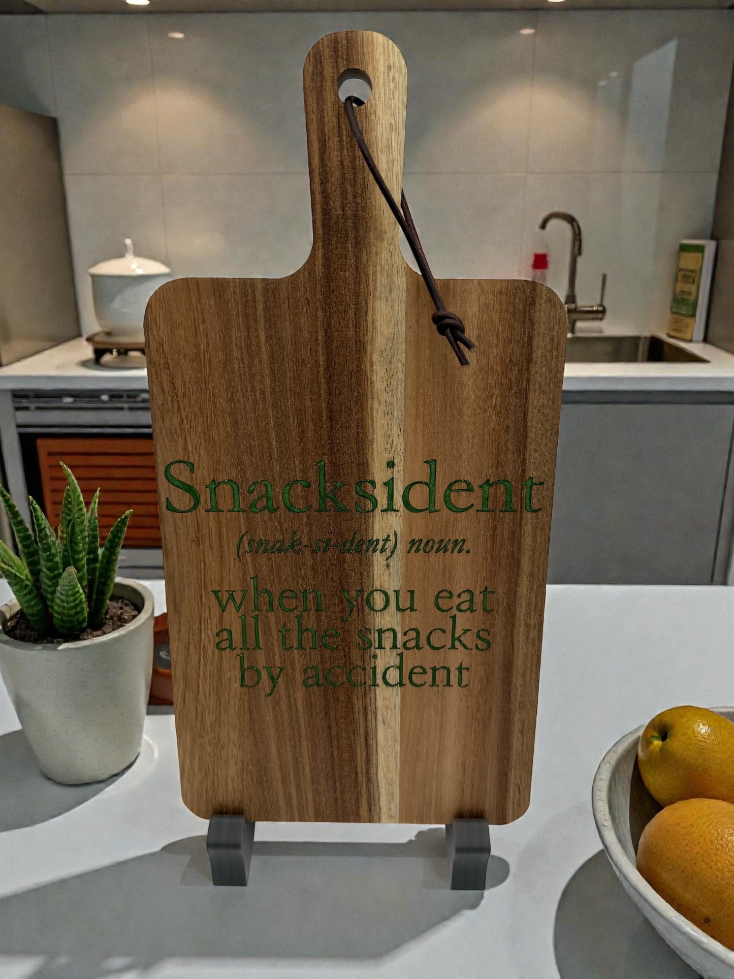 Cutting Board with Handle - EPX9